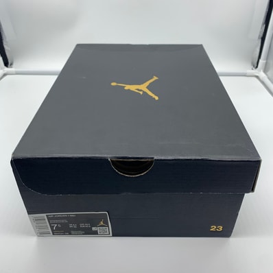 Nike Air Jordan 1 Mid "Triple White"