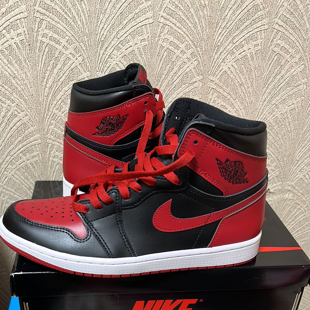 Nike Air Jordan 1 High OG "Patent Bred"