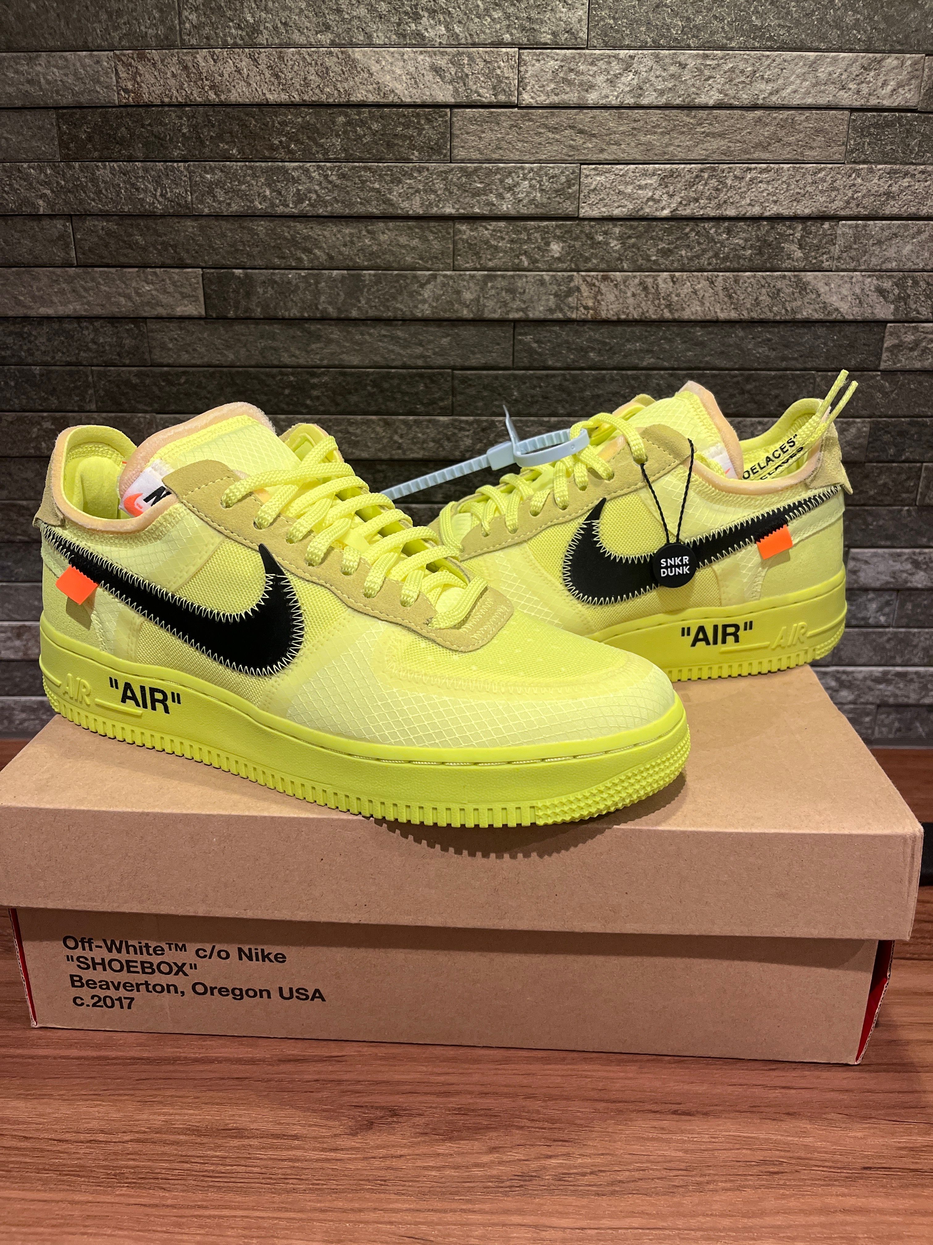 Off-White × Nike Air Force 1 Low "Volt"
