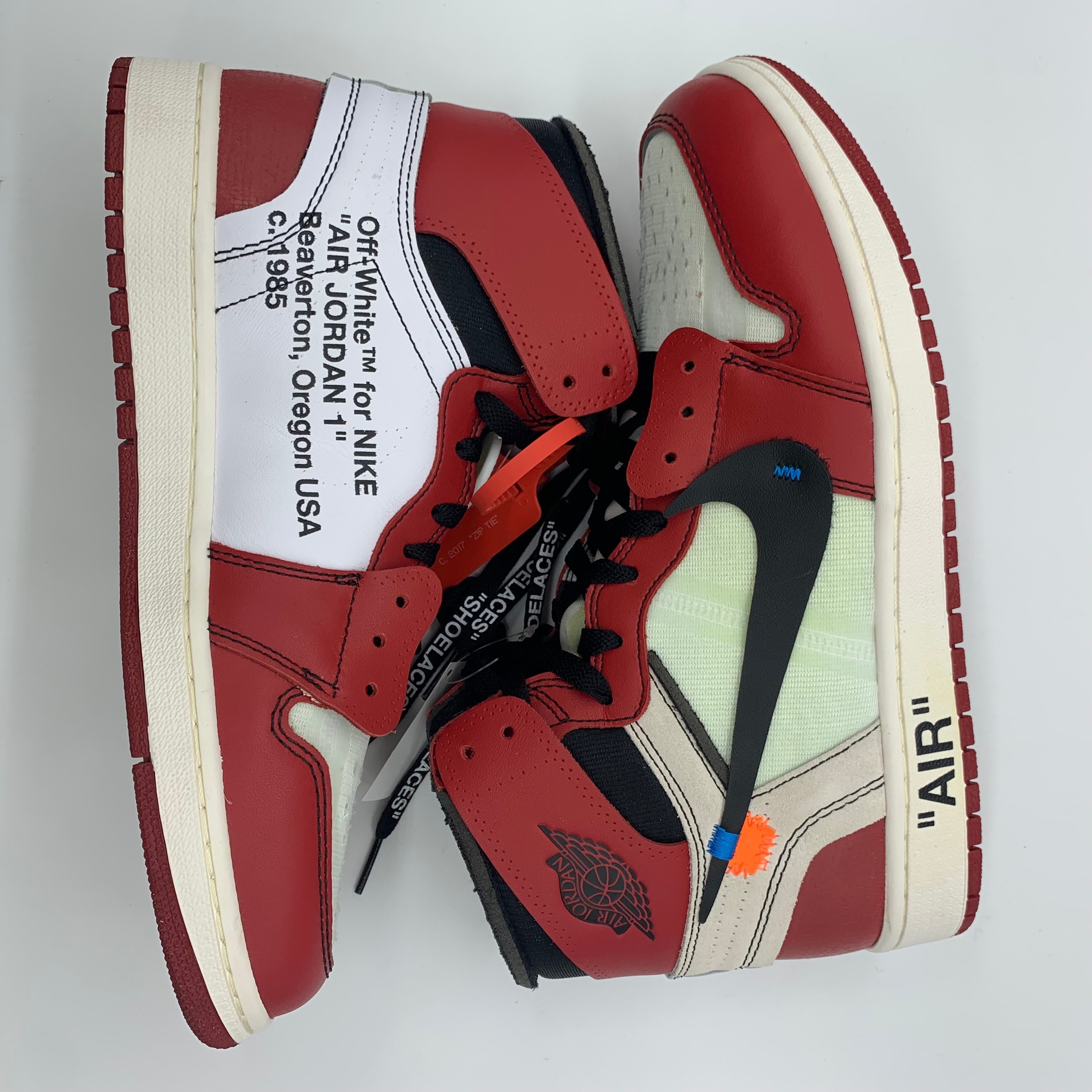 Off-White × Nike Air Jordan 1 Retro High The Ten "Chicago"