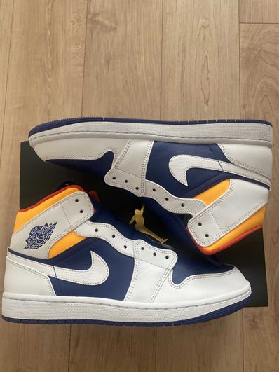 NIKE AIR JORDAN 1 MID "WHITE/NAVY/YELLOW"