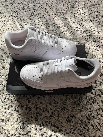 Supreme × Nike Air Force 1 Low "White"