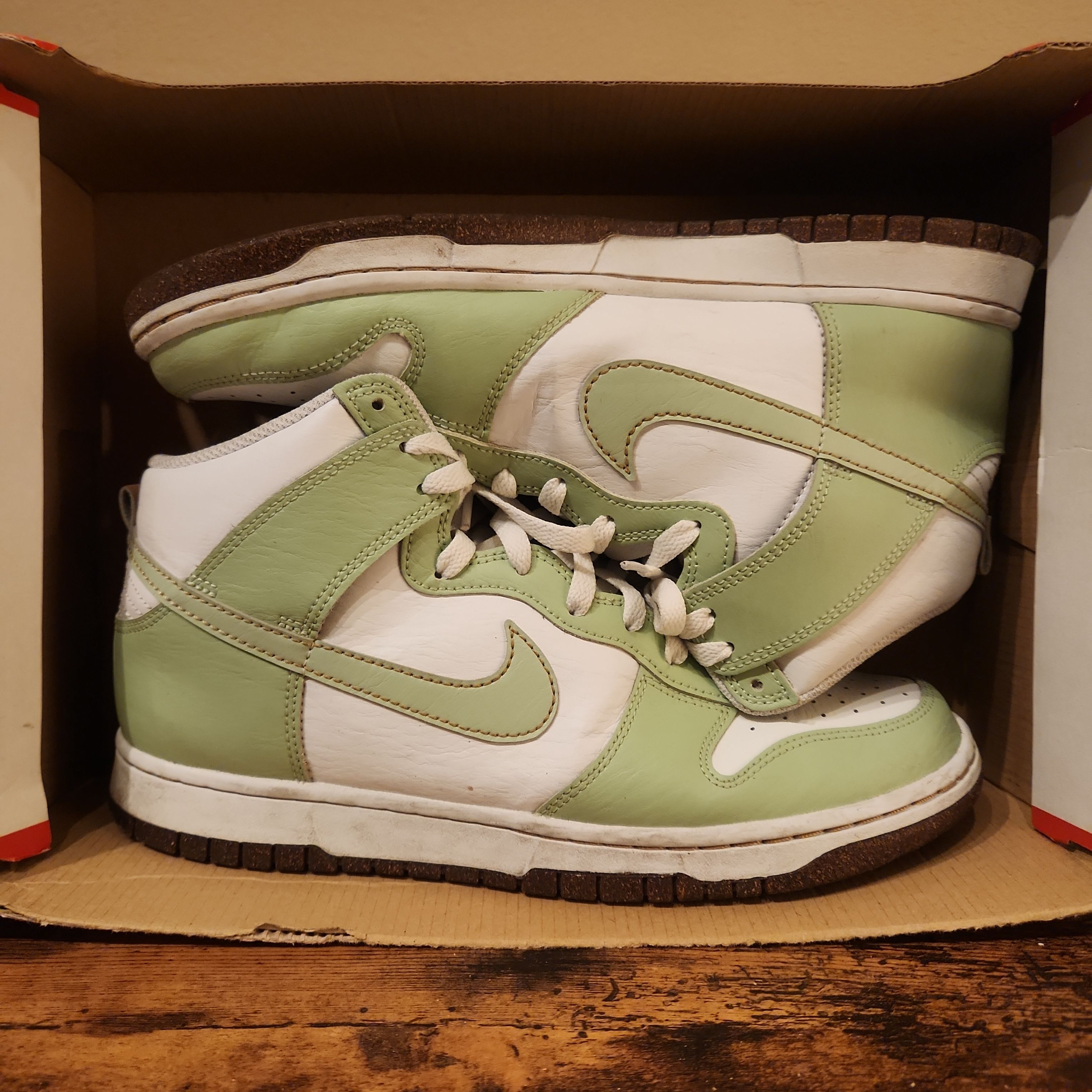 Nike Dunk High "Honeydew"