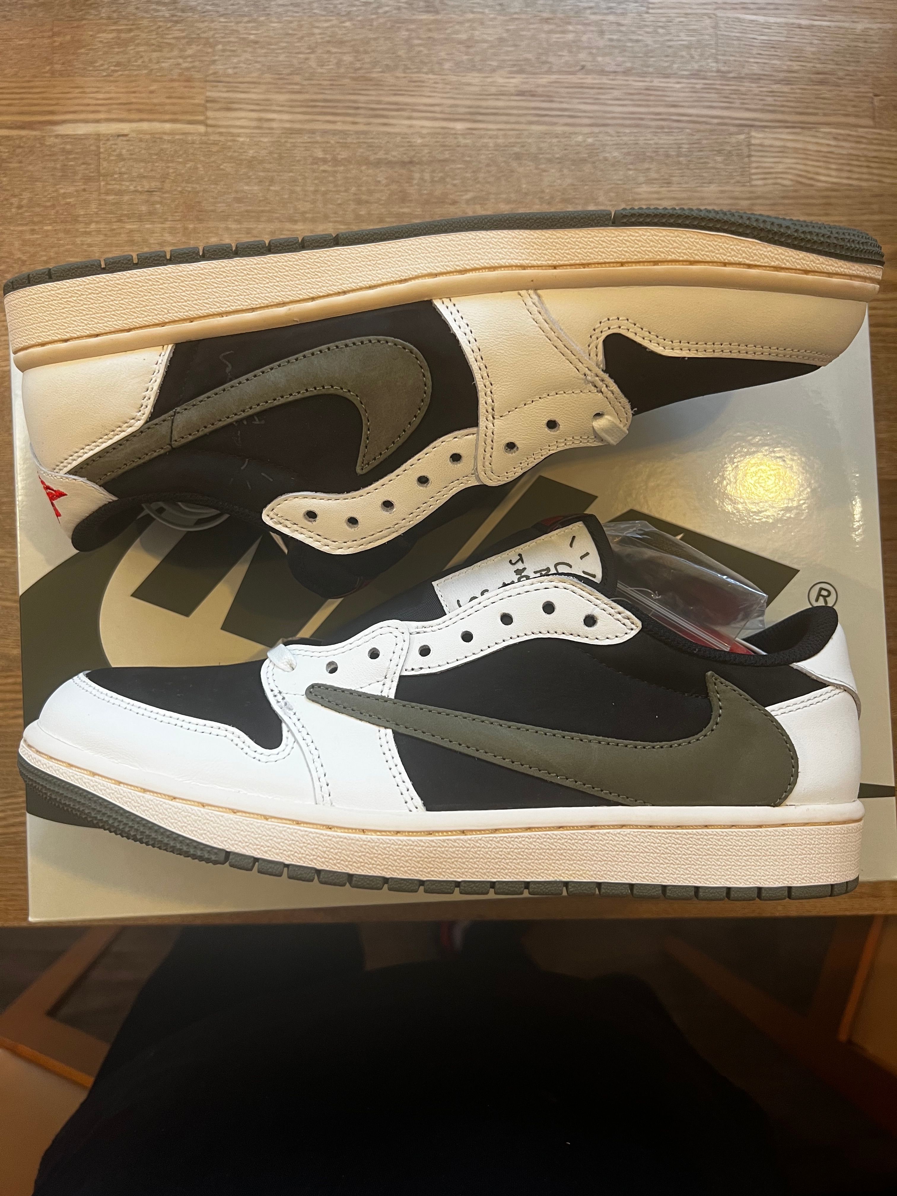 Travis Scott × Nike Women's Air Jordan 1 Low OG "Medium Olive"