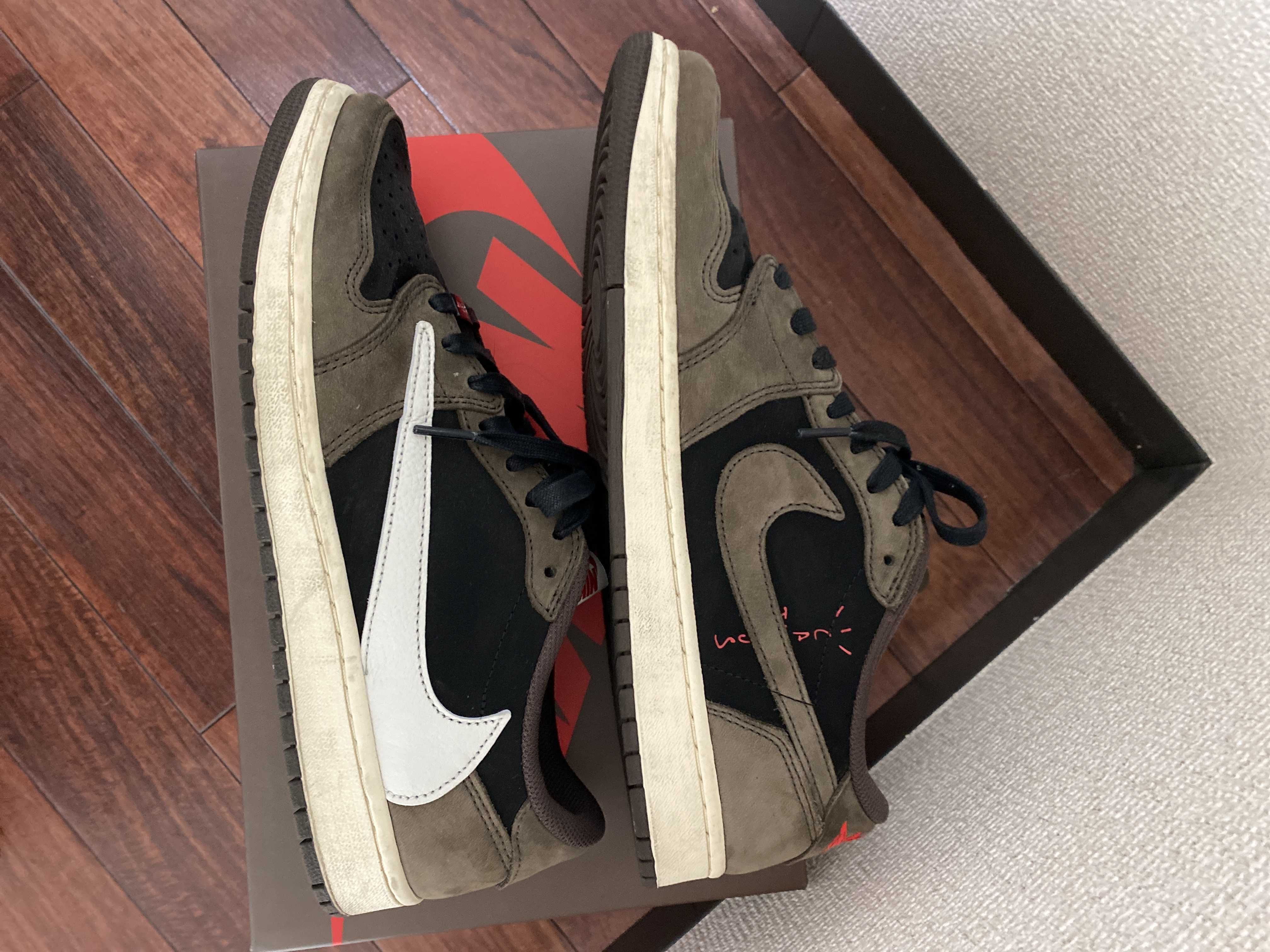 Travis Scott × Nike Air Jordan 1 Low OG SP-T  "Black/Dark Mocha"
