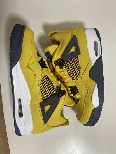 Nike Air Jordan 4 "Tour Yellow"