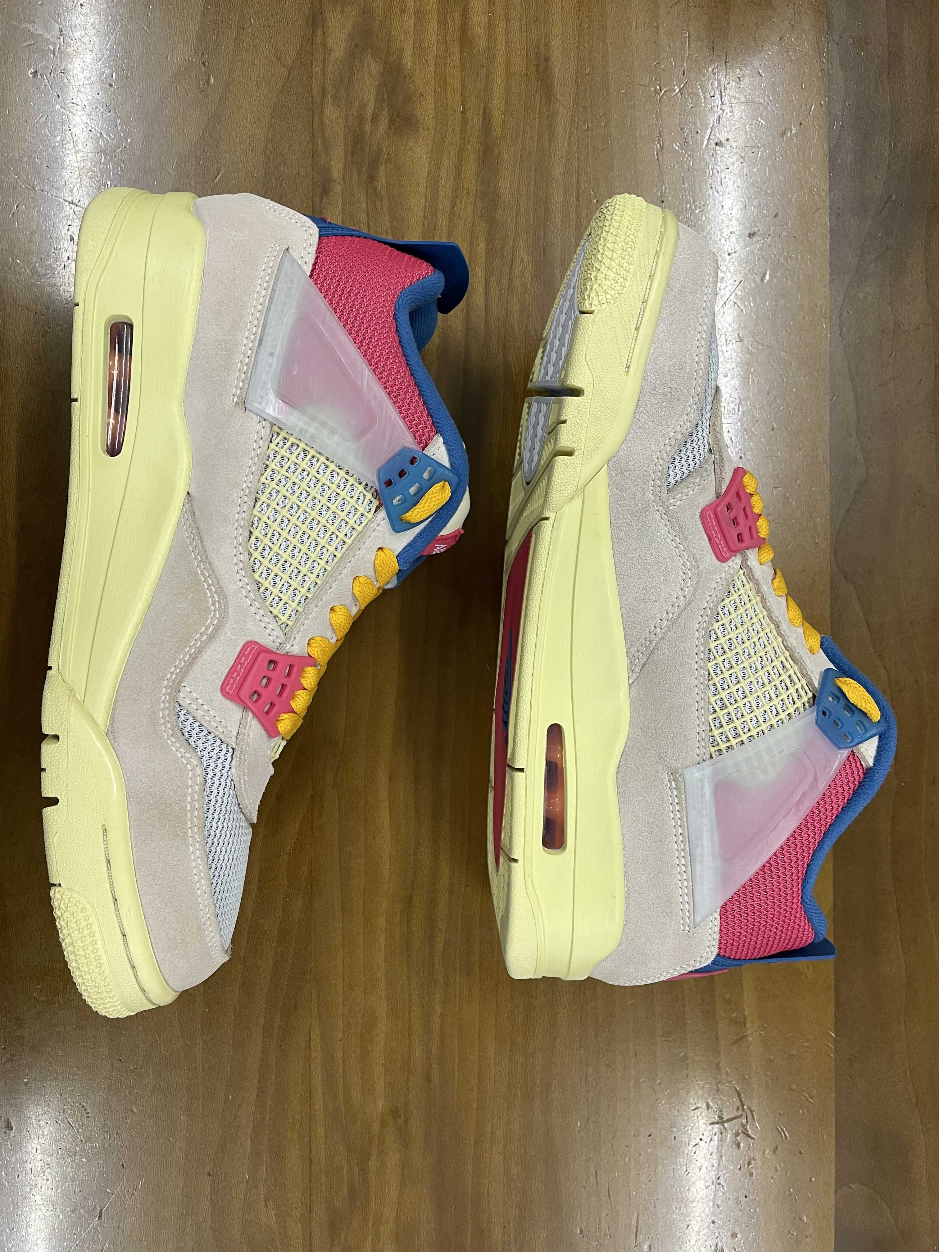 UNION × Nike Air Jordan 4 SP "Guava Ice/Light Fusion Red"