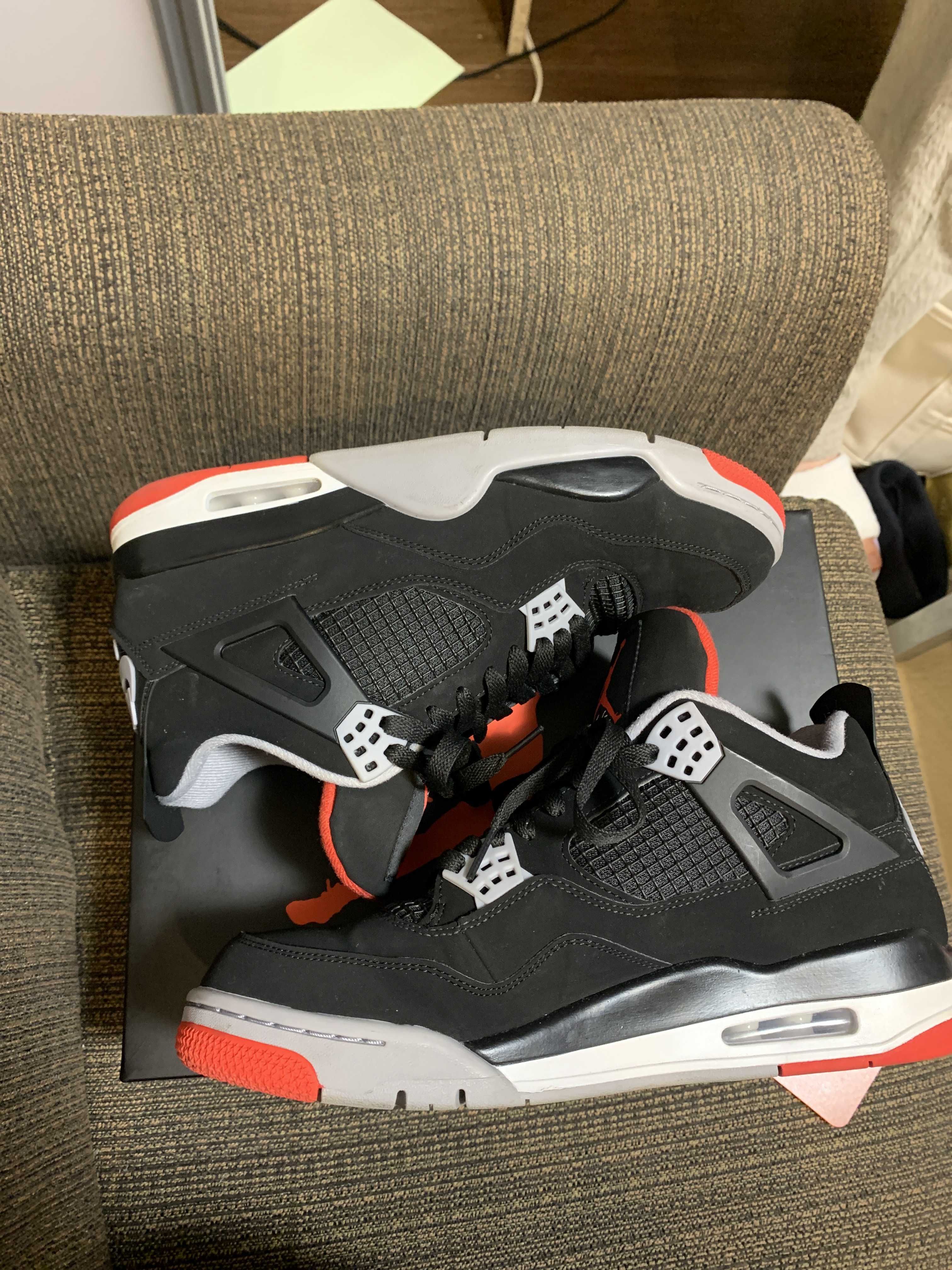 Nike Air Jordan 4 Retro "Bred" (2019)  