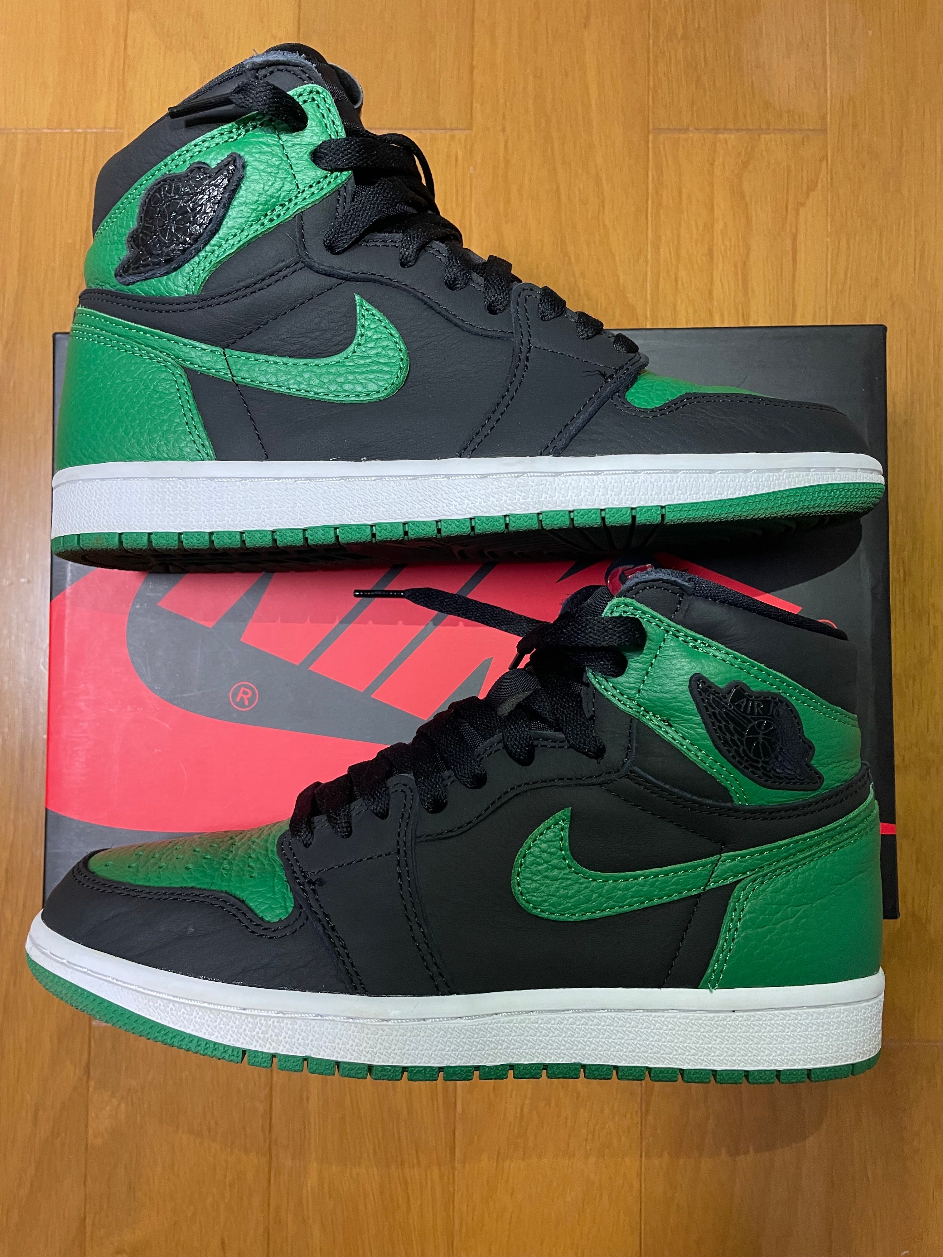 Nike Air Jordan 1 Retro High OG "Black/Pine Green" (2020)