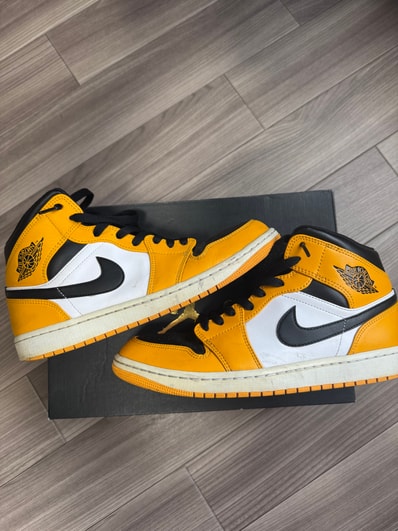 Nike Air Jordan 1 Mid "Taxi"