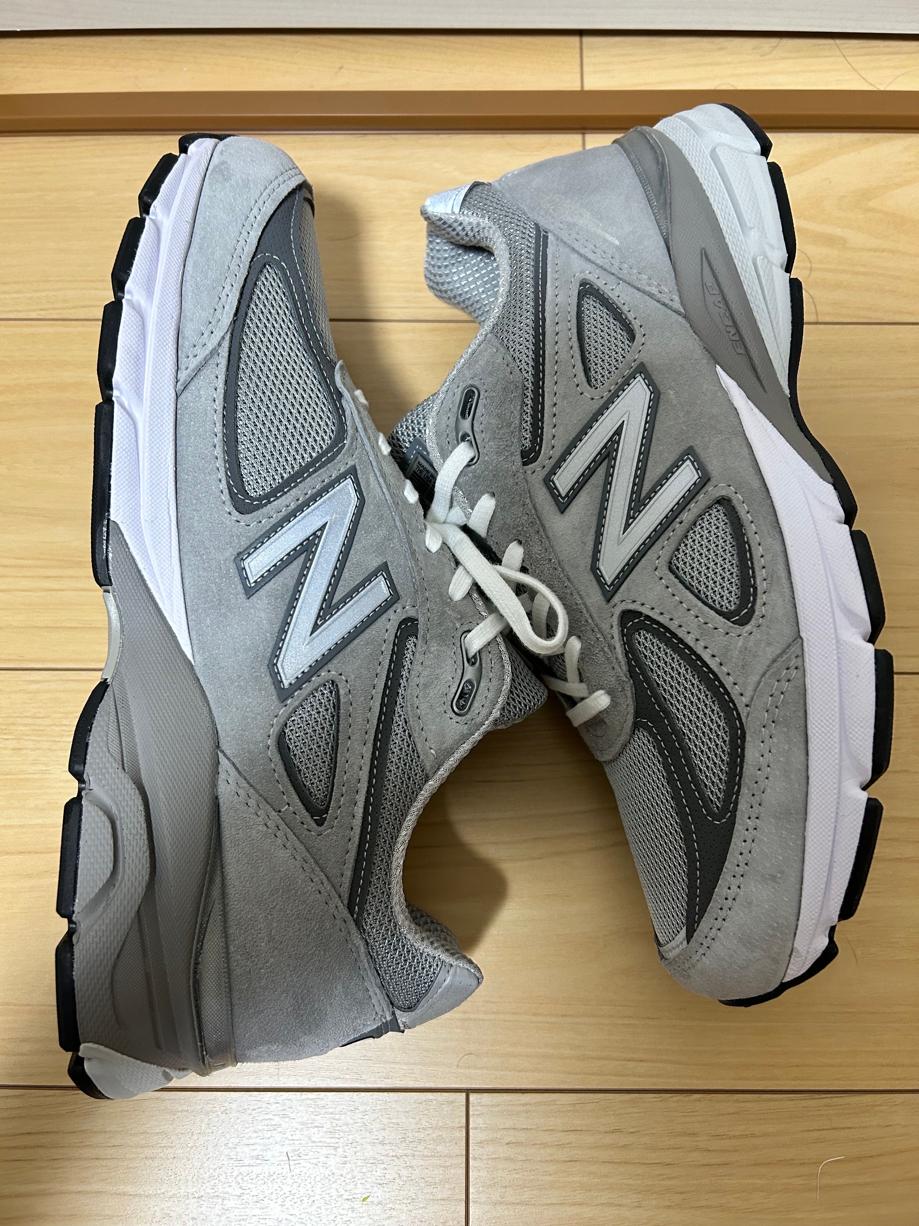 New Balance 990V4 "Grey Silver"