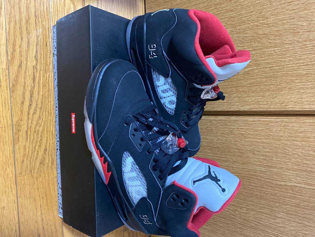 Supreme × Nike Air Jordan 5 Retro "Black"