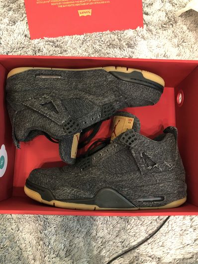 Nike × Levi's Air Jordan 4 "Black Denim" (Tag: LEVIS®)