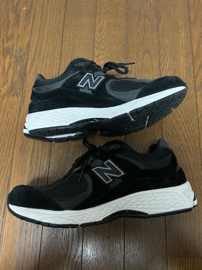 New Balance 2002R "Black Gunmetal"