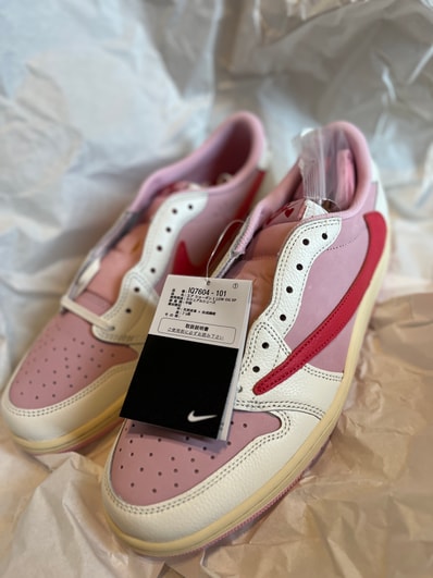 Travis Scott × Nike Air Jordan 1 Retro Low OG "Sail/Tropical Pink"