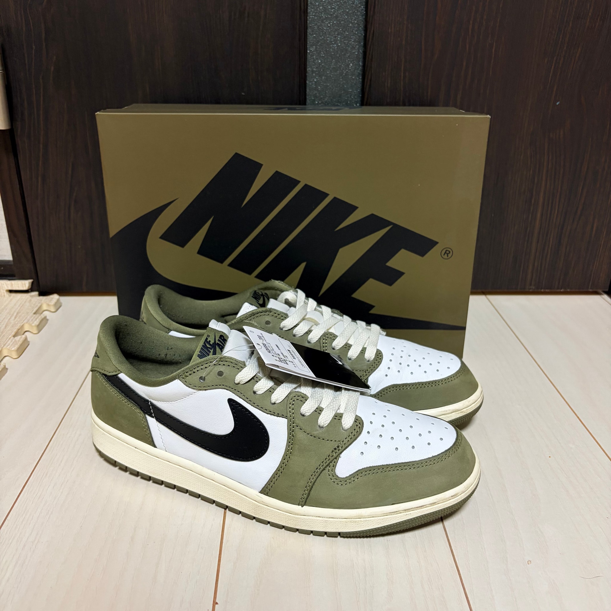 Nike Air Jordan 1 Low OG "Medium Olive and Summit White"