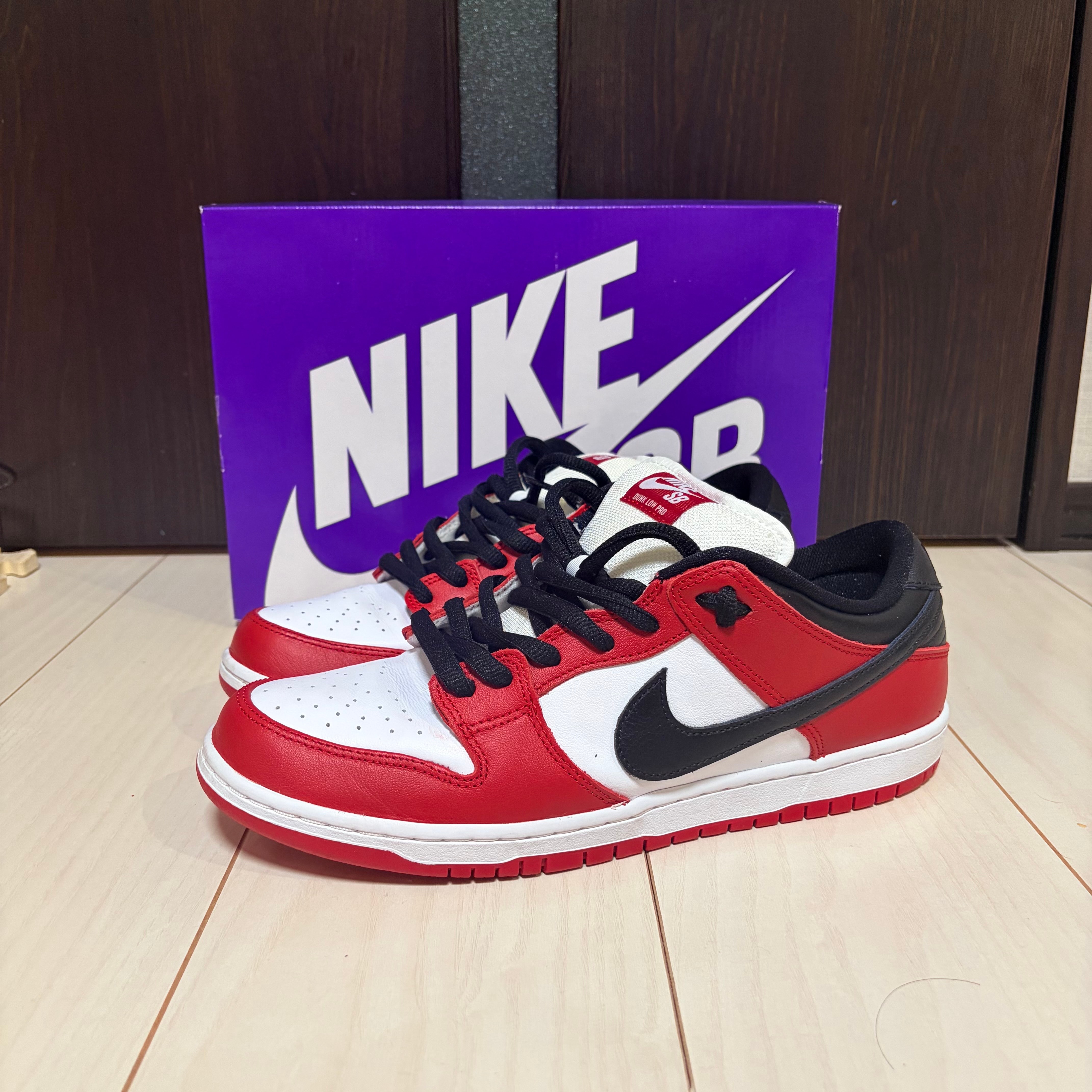 ナイキ SB ダンク ロー プロ "ジェーパック シカゴ/バーシティレッド アンド ホワイト"(堀米雄斗着用)
