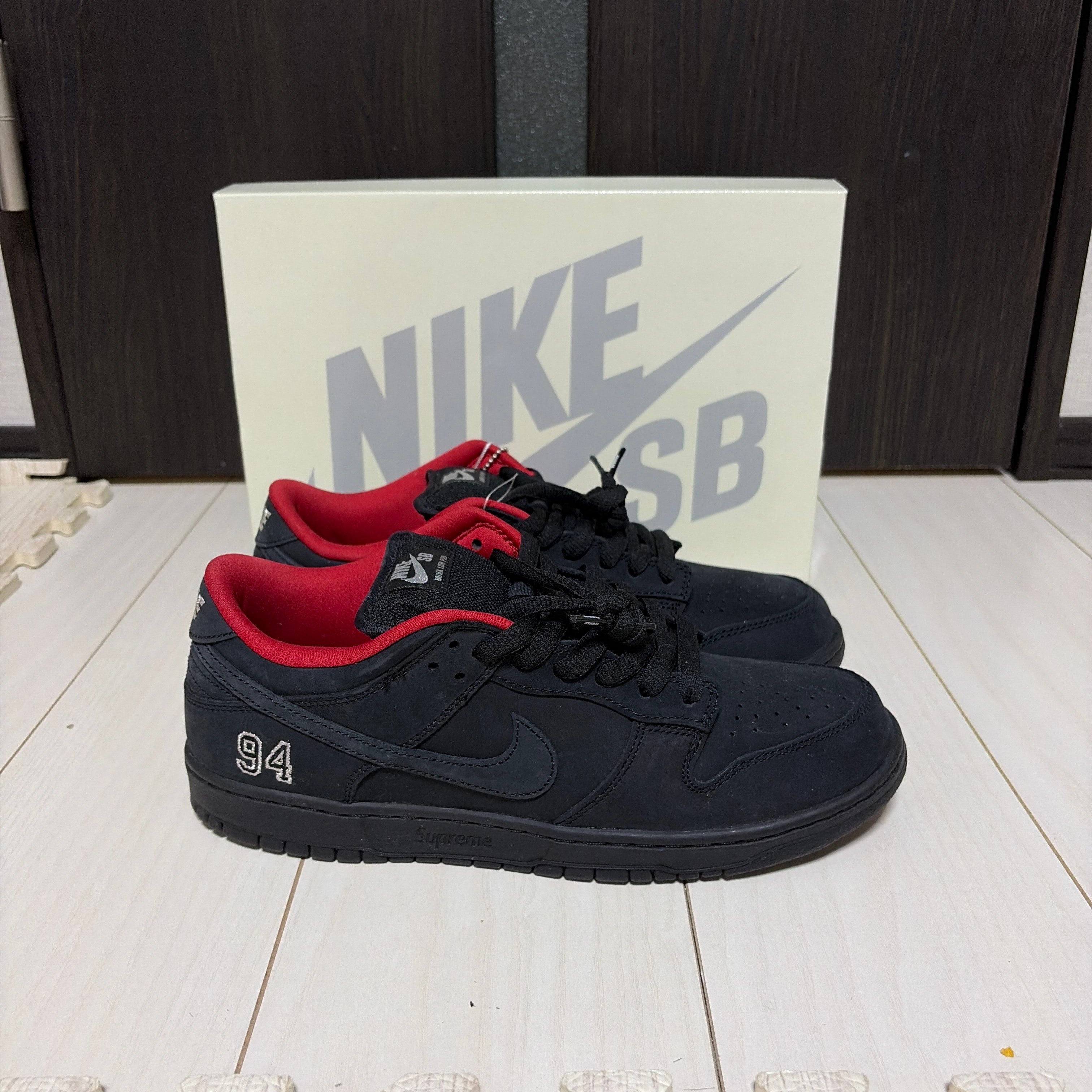 Supreme × Nike SB Dunk Low "Black" (25FW Week2)