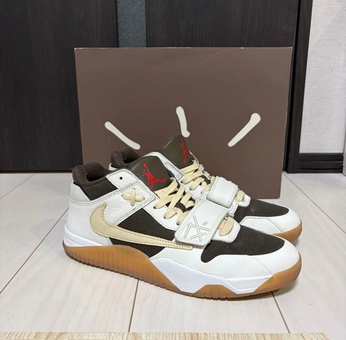 Travis Scott × Nike Jordan Jumpman Jack TR "Sail and Dark Mocha"