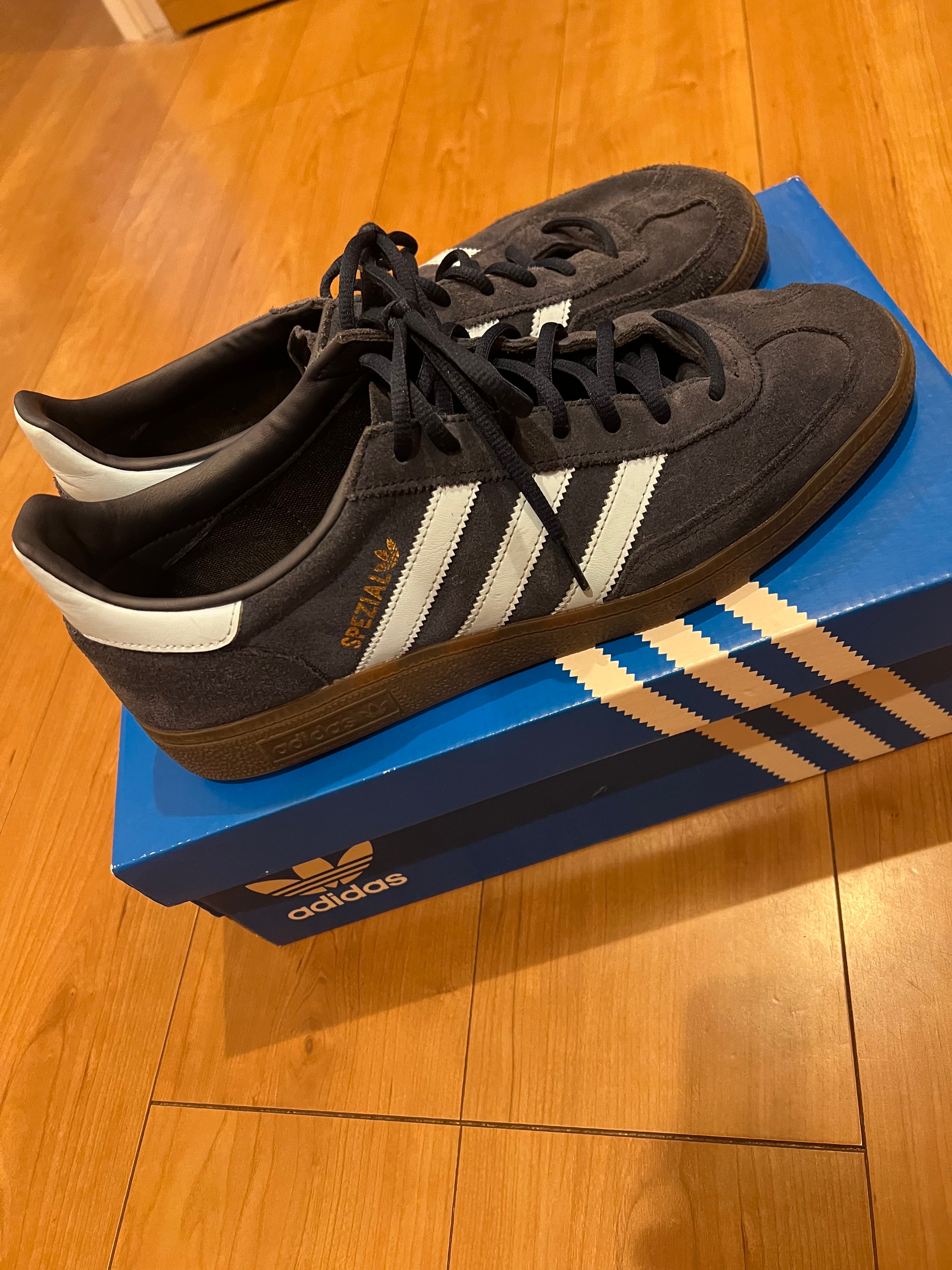 adidas Handball Spezial "College Navy/Clear Sky"