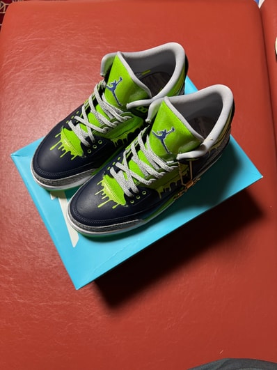 Nike Air Jordan 3 "Doernbecher"