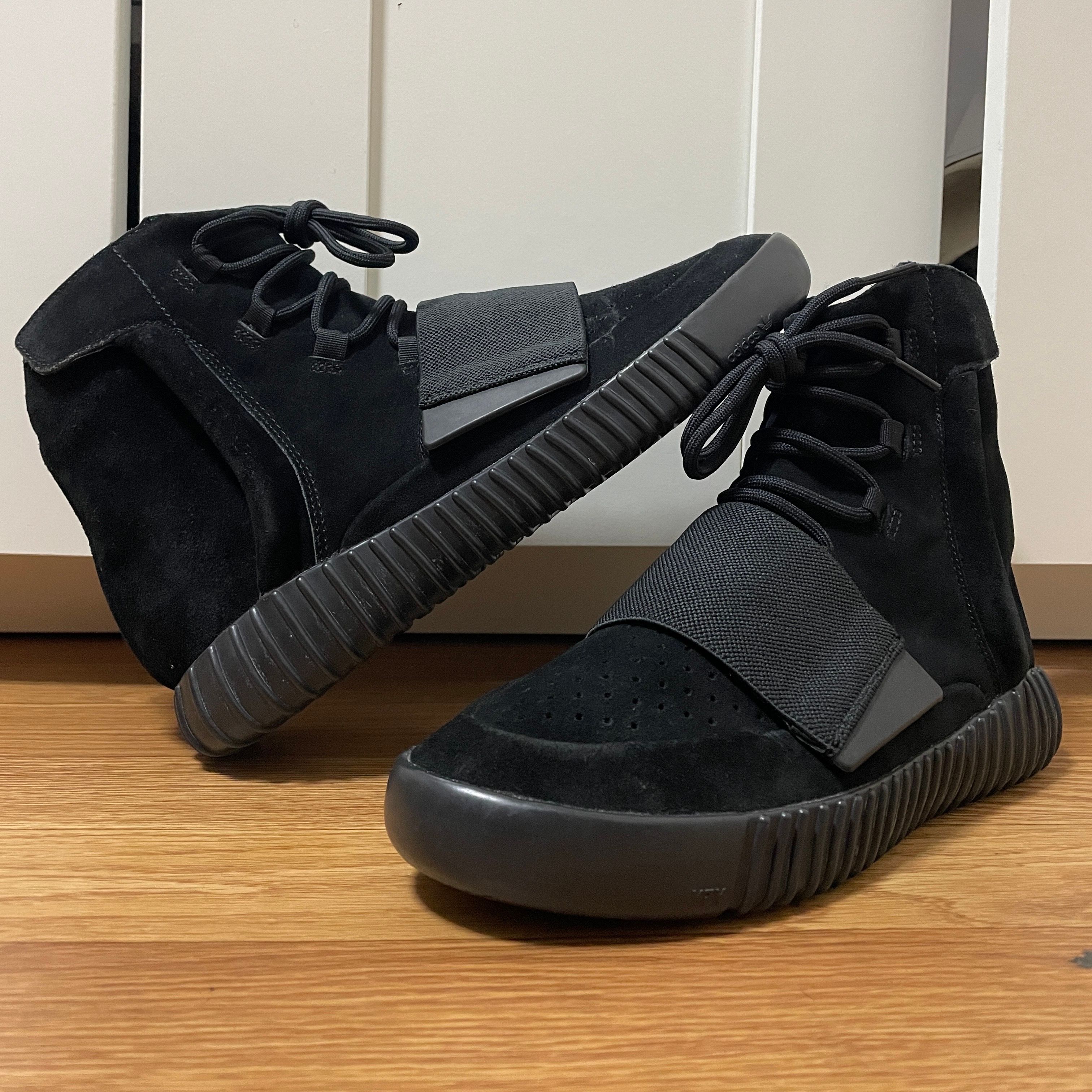 adidas YEEZY Boost 750 "Triple Black"