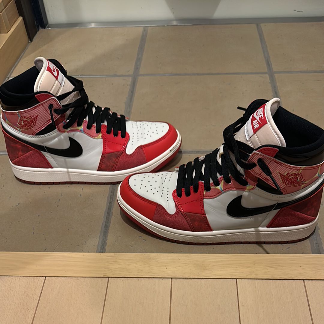 Spider-Man × Nike Air Jordan 1 Retro High OG SP "Spider-Man: Across the Spider-Verse/University Red"