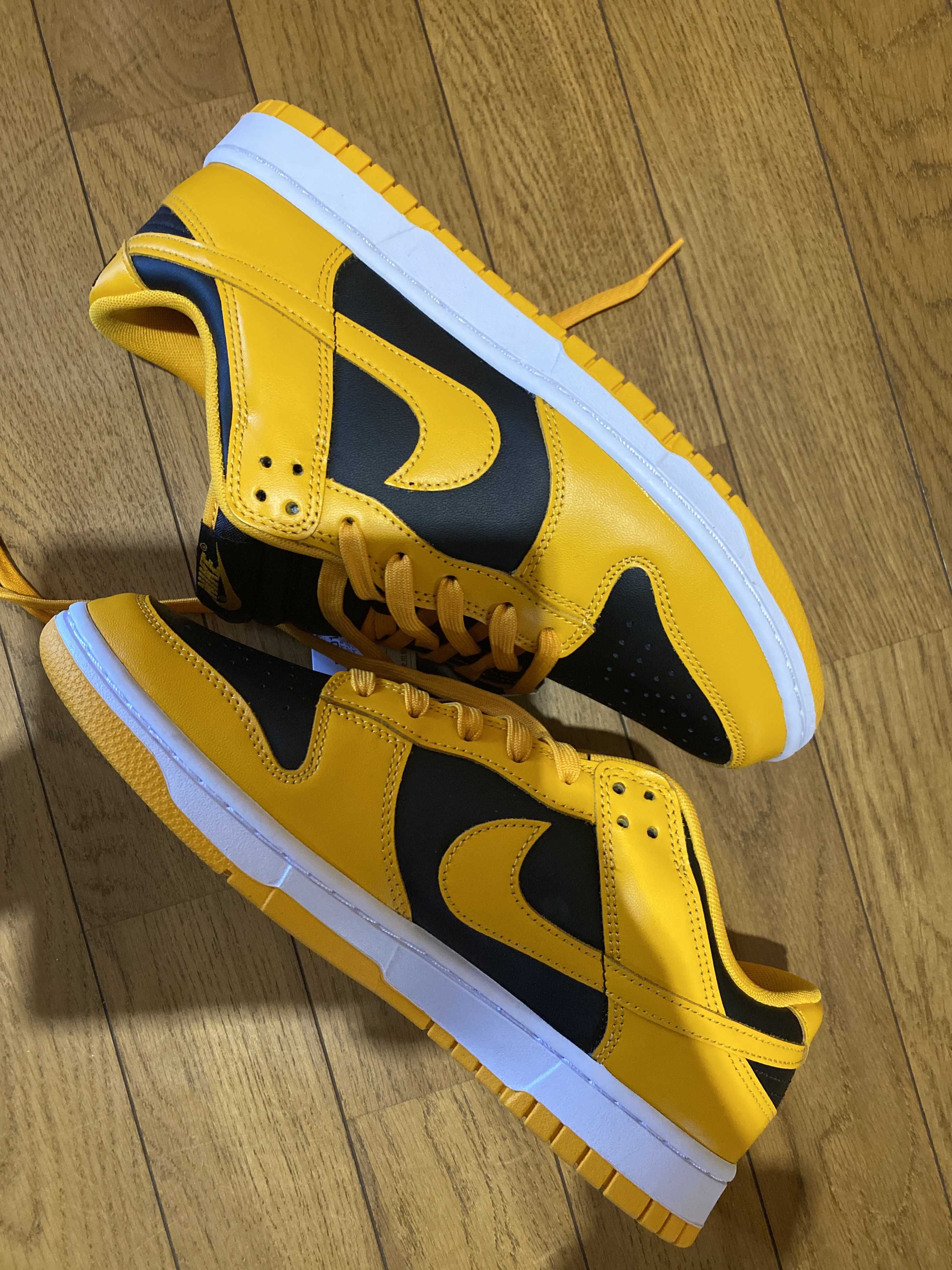 Nike Dunk Low "Championship Goldenrod"