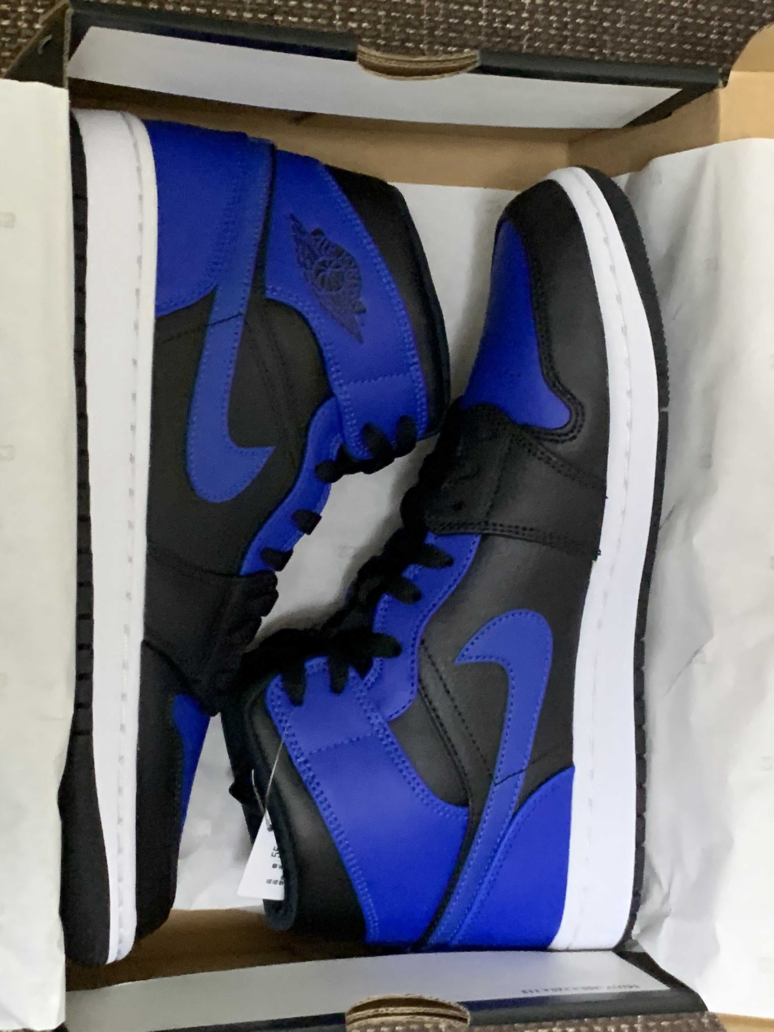 Nike Air Jordan 1 Mid "Hyper Royal"