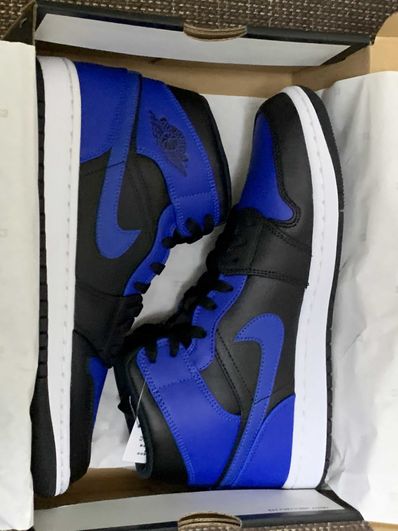Nike Air Jordan 1 Mid "Hyper Royal"