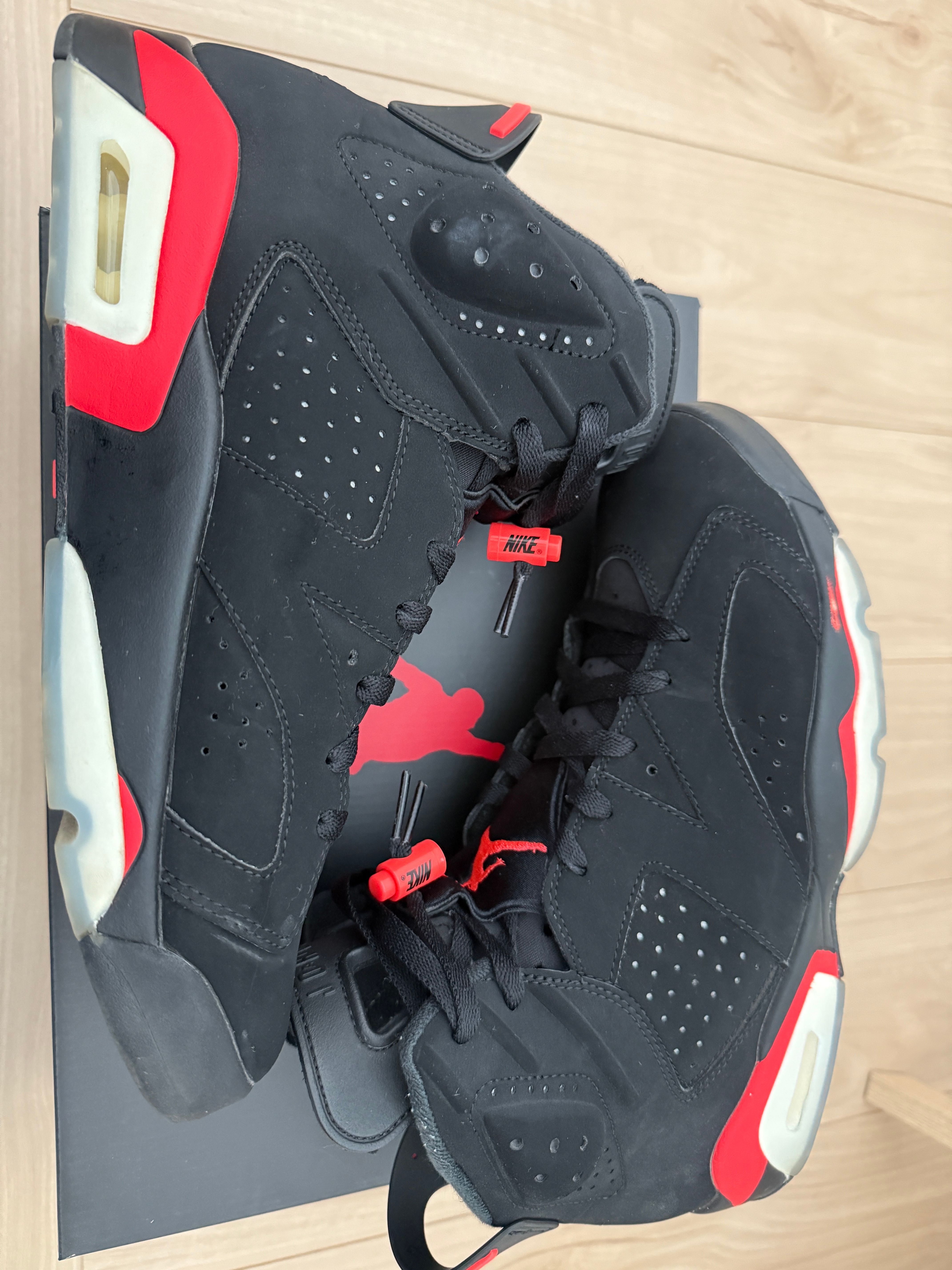 Nike Air Jordan 6 Retro OG "Black/Infrared"