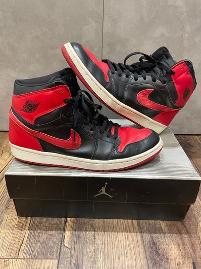 Nike Air Jordan 1 Retro High "Black Varsity Red/Bred"(2001)