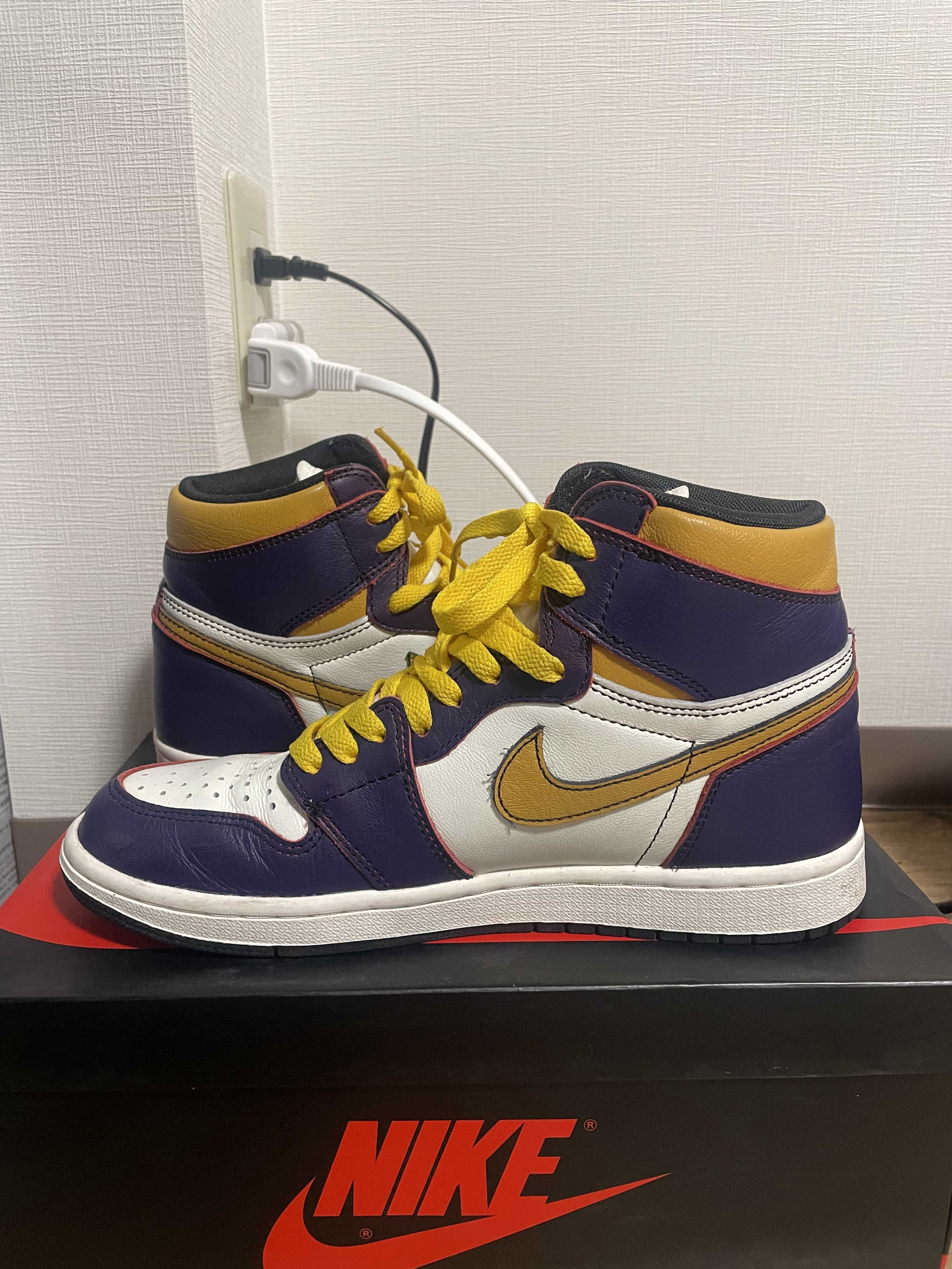 Nike SB × Air Jordan 1 Retro High "La To Chicago"  