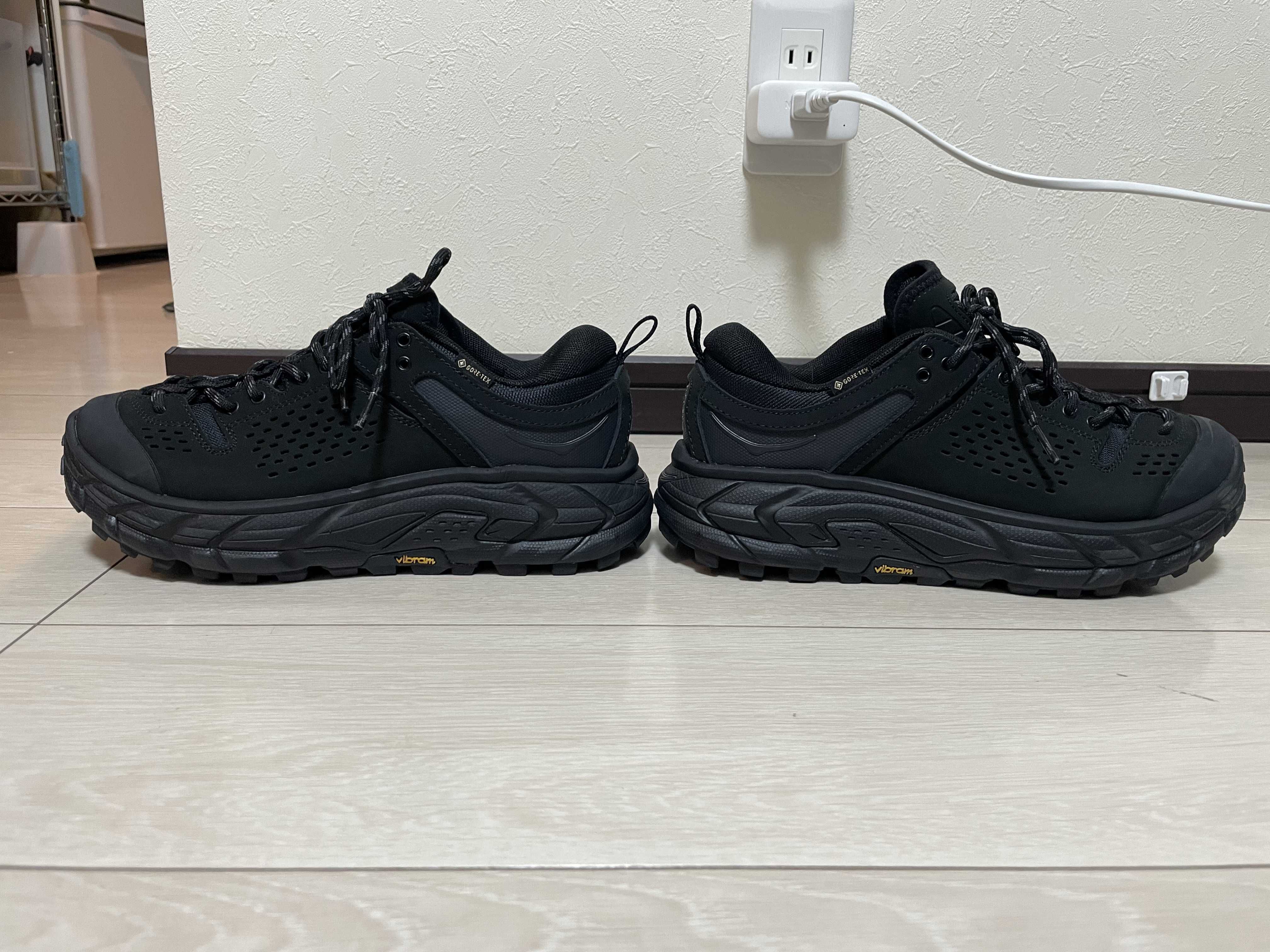 Hoka Tor Ultra LO "Black"