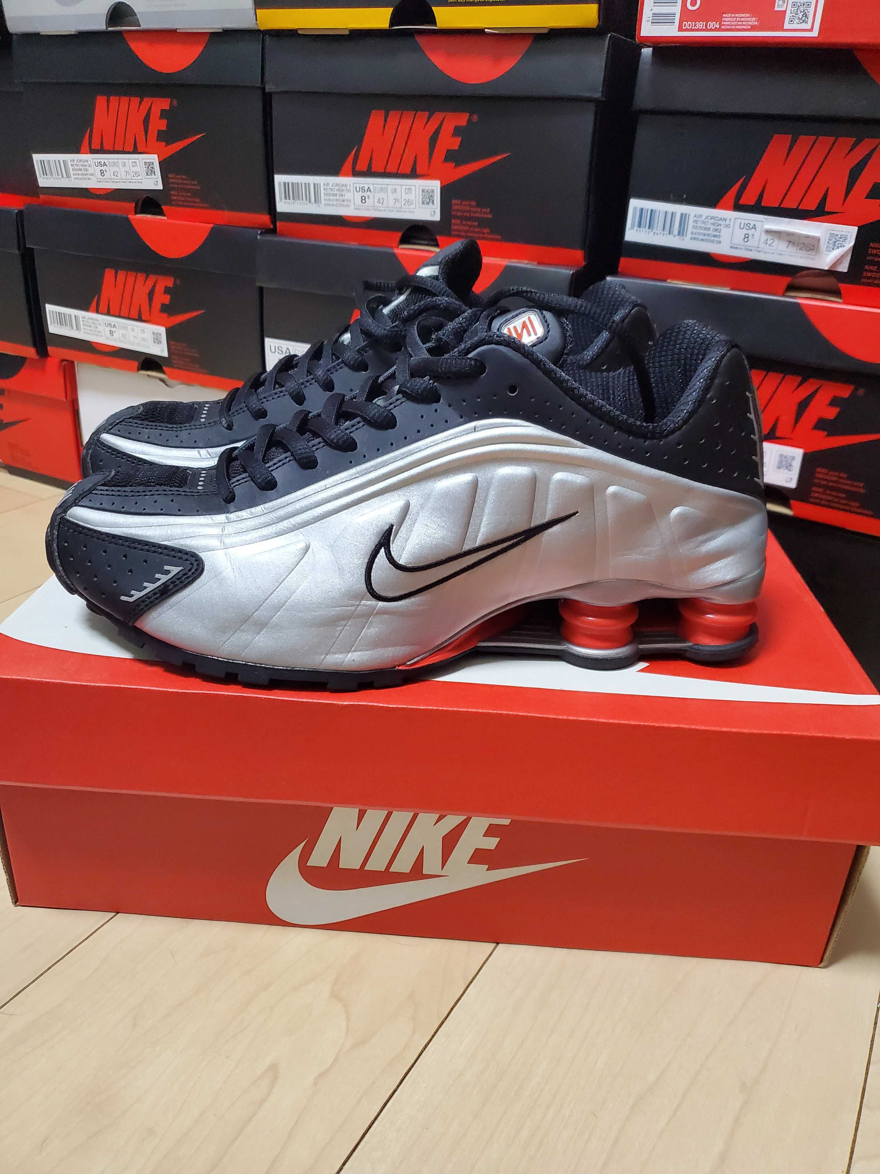 Nike Shox R4 OG "Black Metallic Silver" (2019) BV1111-008