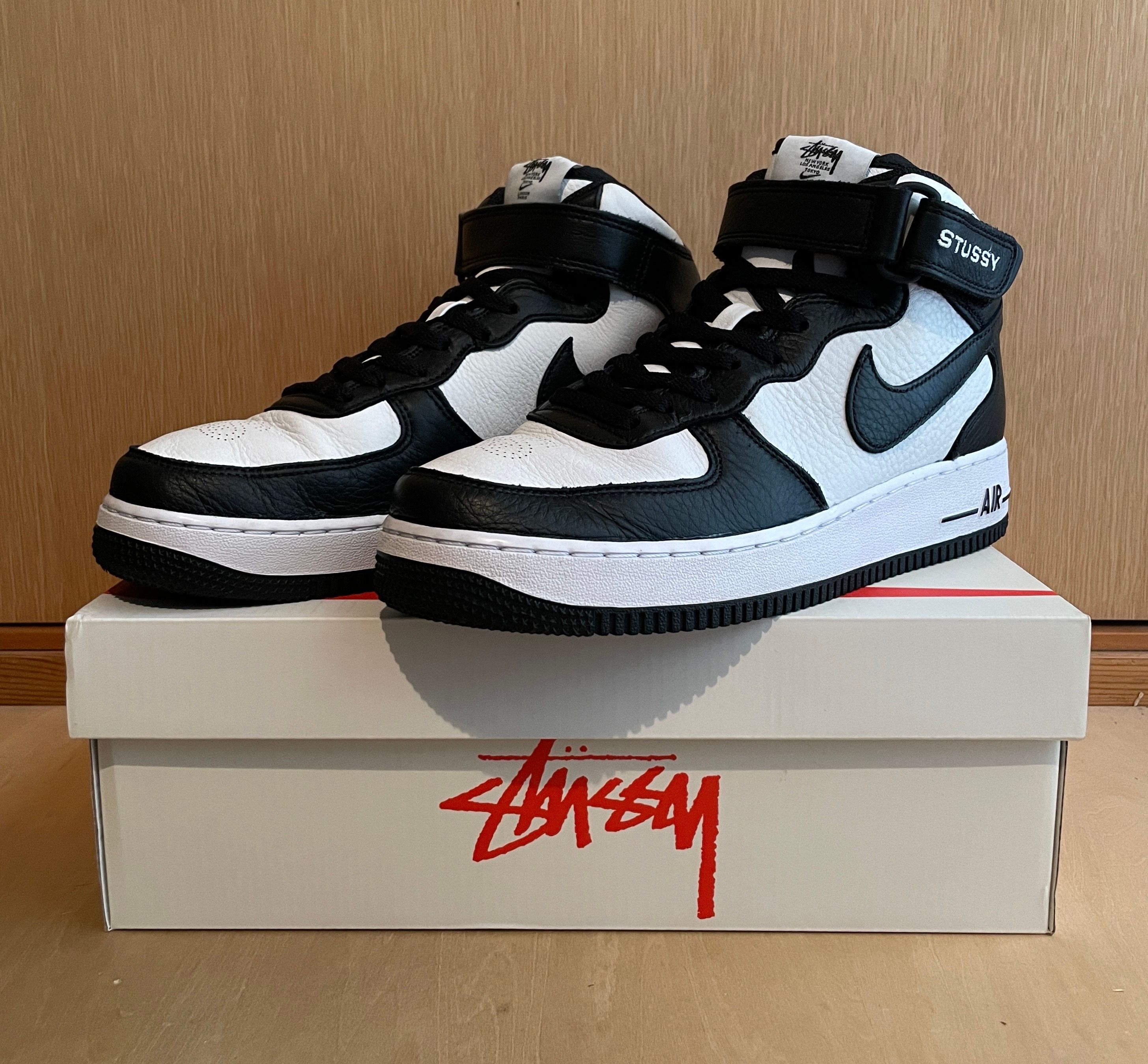 Stussy × Nike Air Force 1 Mid "Black and Light Bone"