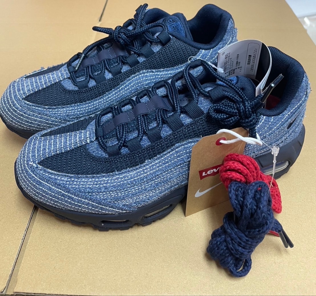 Levi's × Nike Air Max 95 OG "Denim Blue"