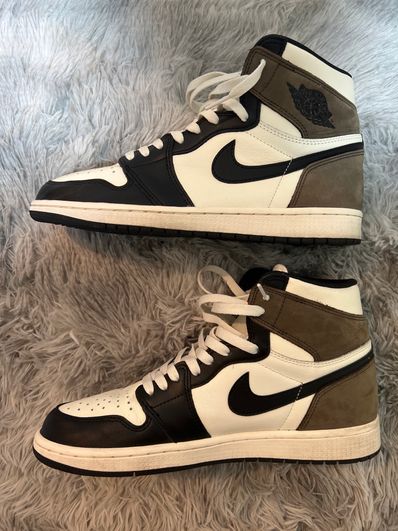 Nike Air Jordan 1 High OG "Sail/Dark Mocha/Black"