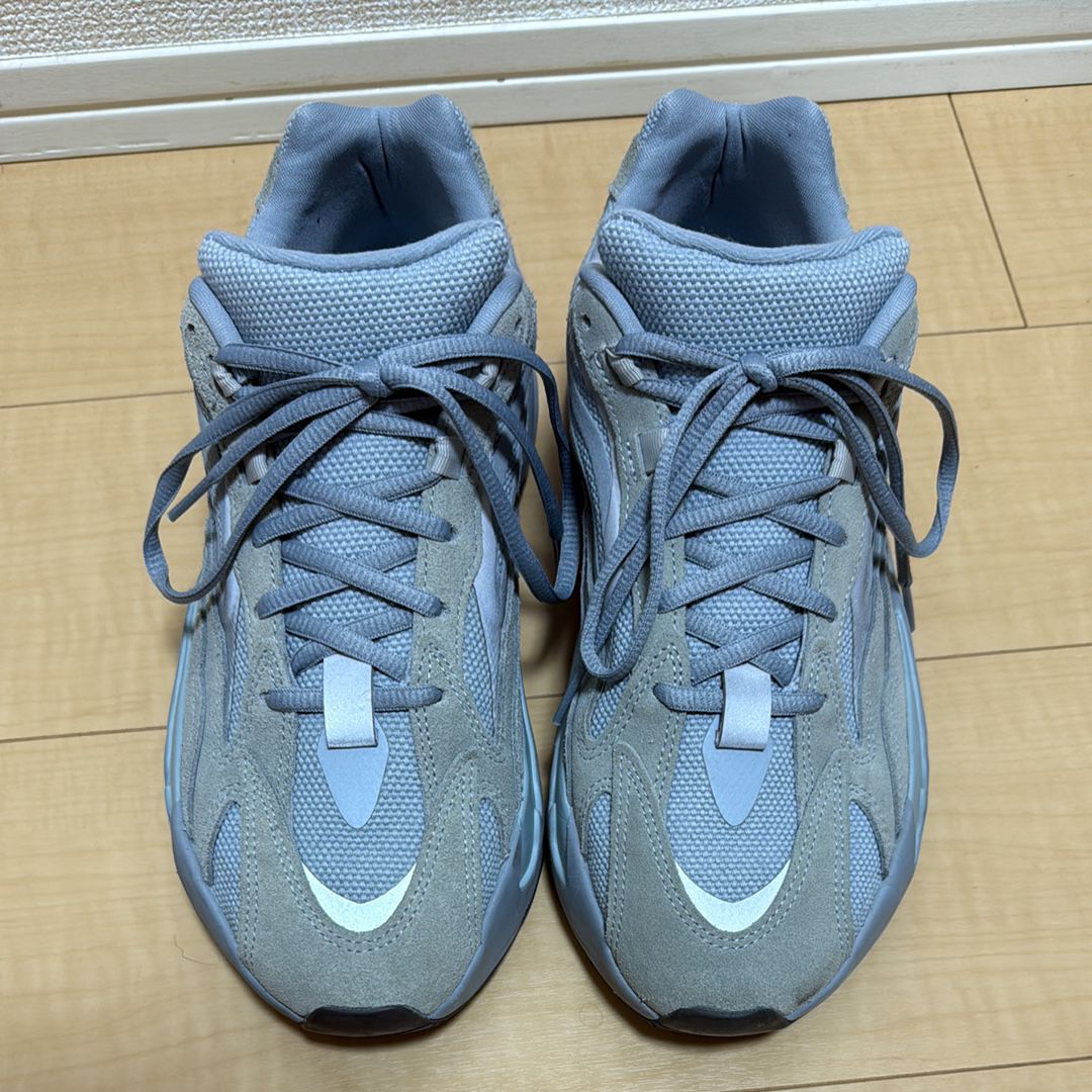 adidas Yeezy Boost 700 V2 "Hospital Blue"