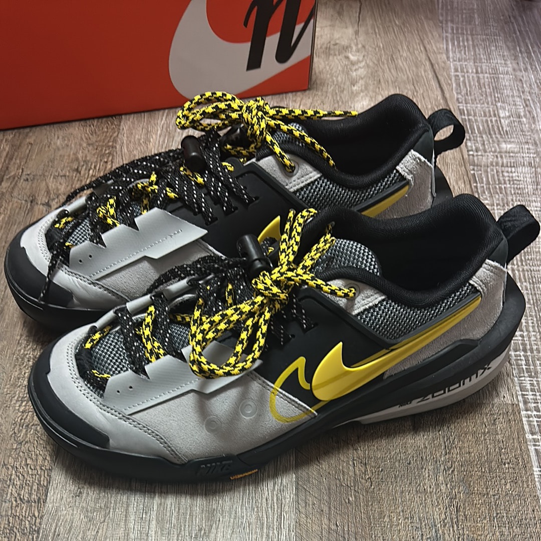 サカイ × ナイキ ゼガマドーム "マットシルバー"