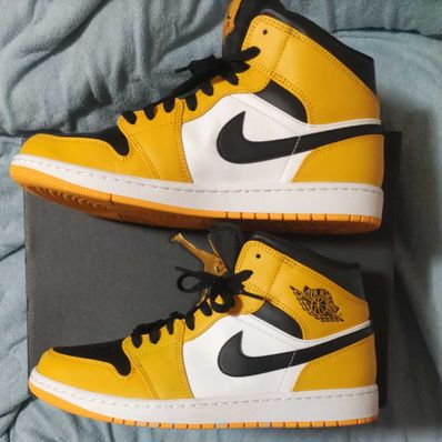 Nike Air Jordan 1 Mid "Taxi"