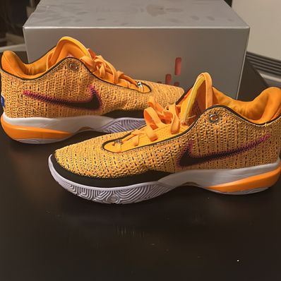 Nike LeBron 20 "Laser Orange/Hyper Pink/White/Racer Blue"