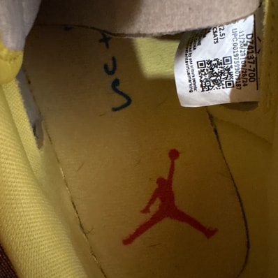 Travis Scott × Nike Women's Air Jordan 1 Retro Low OG "Canary"