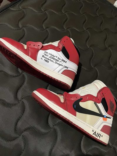 Off-White × Nike Air Jordan 1 Retro High The Ten "Chicago"