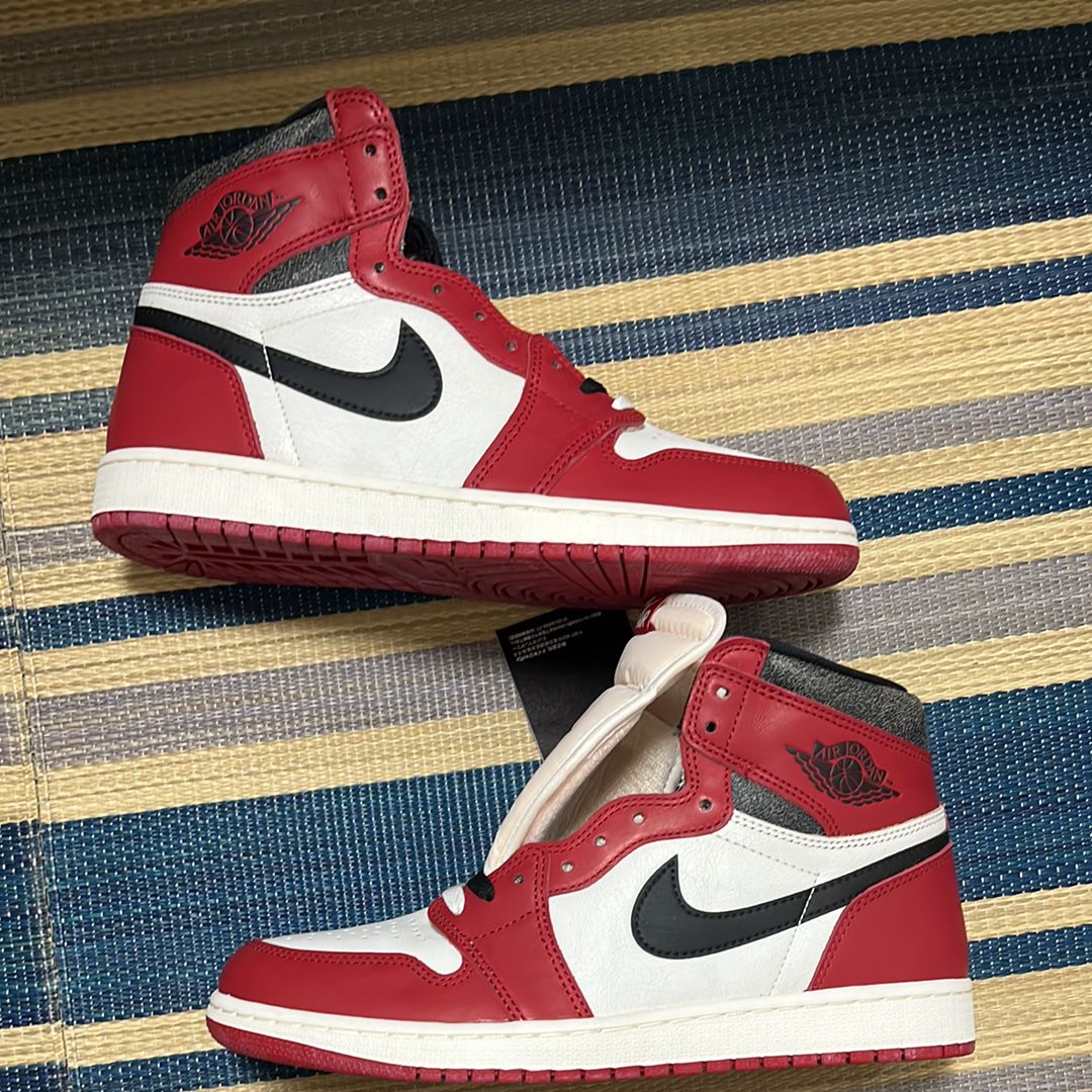 Nike Air Jordan 1 High OG "Lost & Found/Chicago"