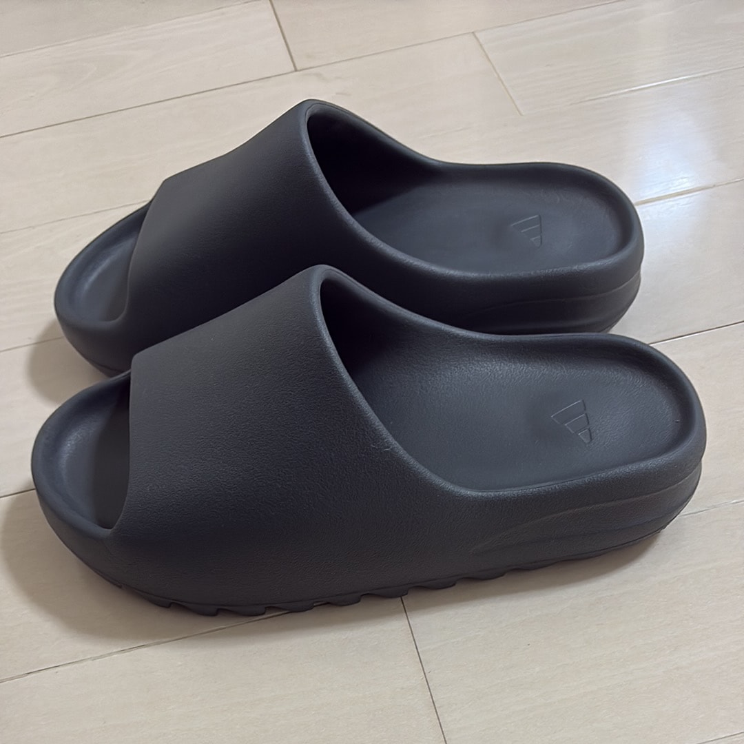 イージースライド　26.5 新品　adidas 楽天市場】yeezy slide 26.5の通販