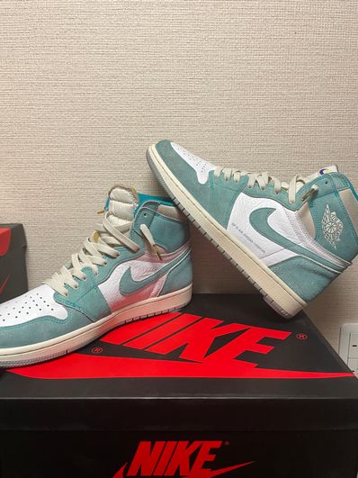 Nike Air Jordan 1 Retro High OG "Turbo Green"