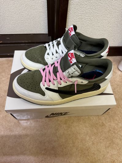 Travis Scott × Nike Air Jordan 1 Low OG SP "Reverse Olive"