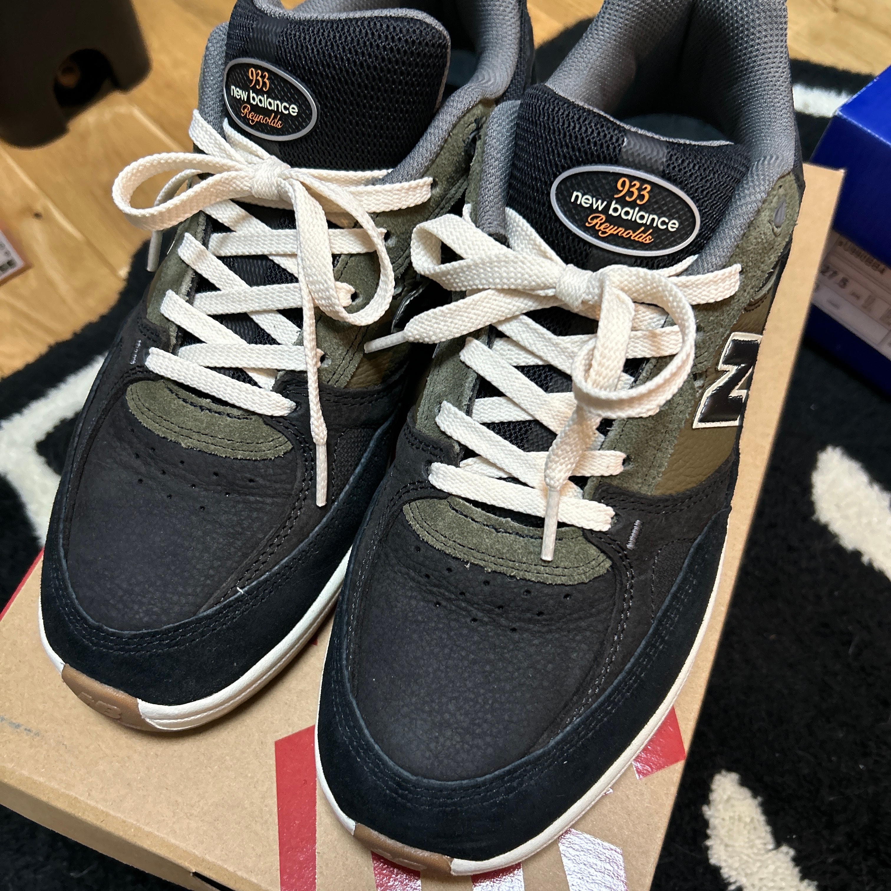 New Balance Numeric Andrew Reynolds 933 "Black/Olive"