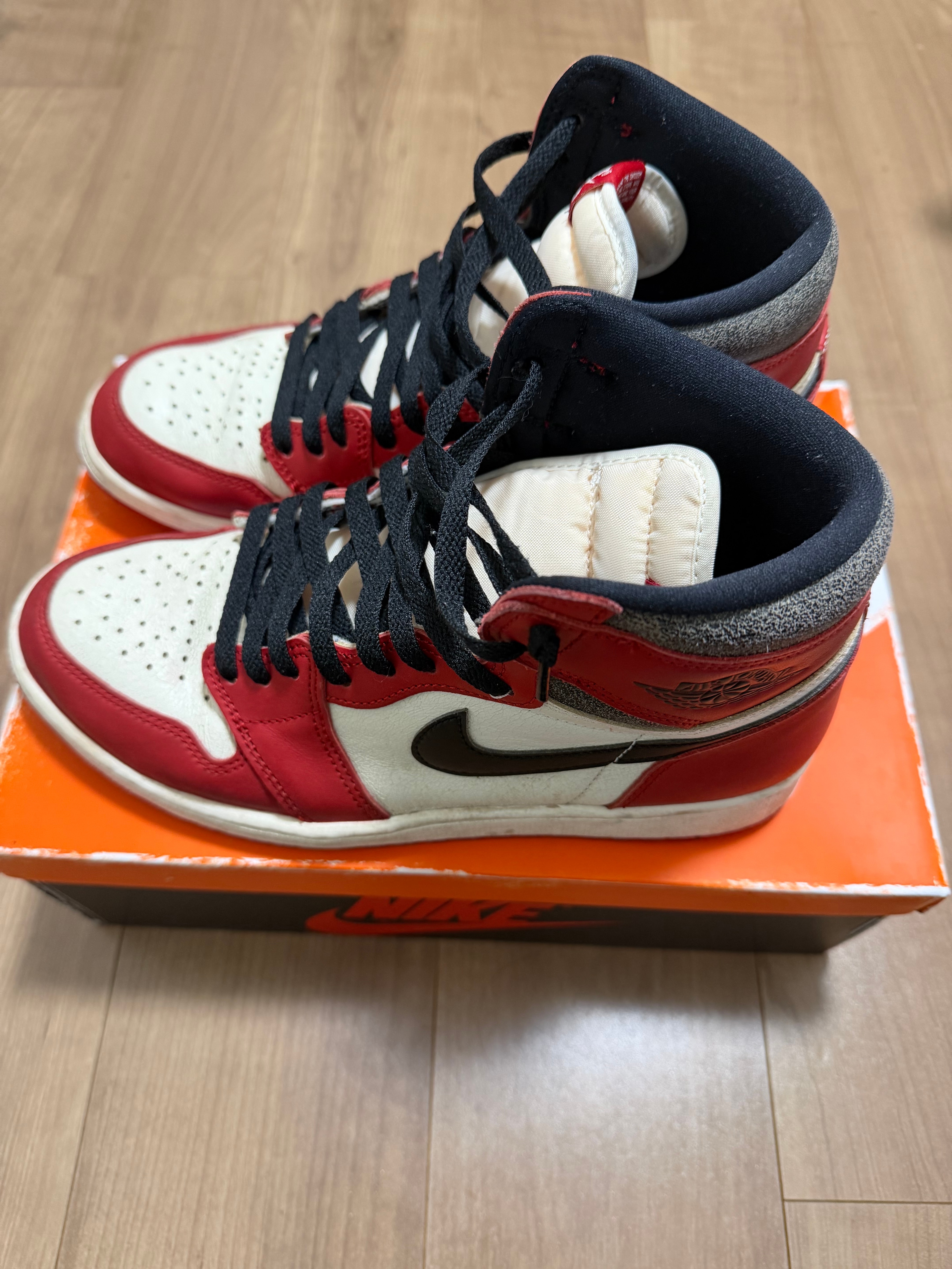 ナイキ エアジョーダン1 ハイ OG "ロスト&ファウンド/シカゴ"